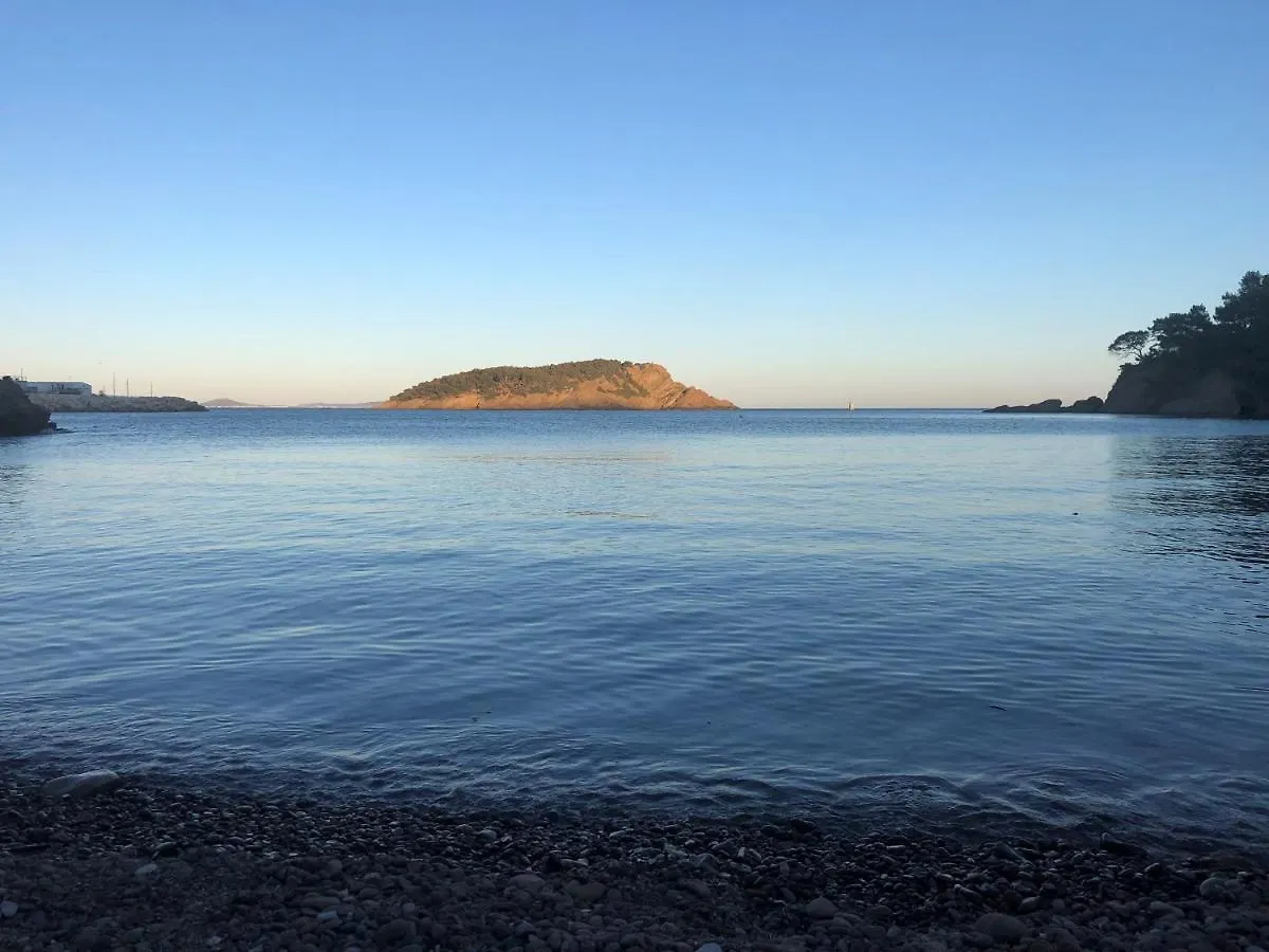 La Ciotat Authentique - T3 A 2 Pas Du Port Et Des Plages - Parking Souterrain Offert France